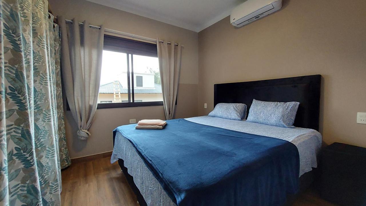 Апартаменти Casa De Huespedes Mariposa En Manantial Countryclub Hohenau Екстер'єр фото